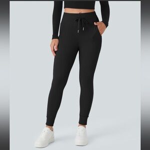 Halara Softlyzero Plush High Waisted Joggers